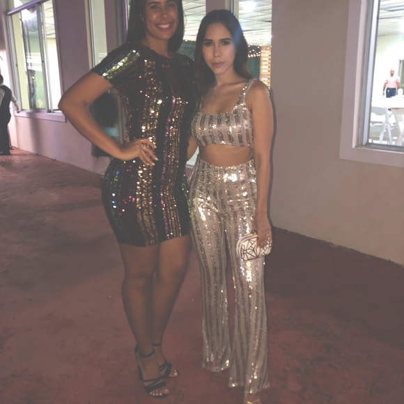 Two piece sequins gold forever 21 Set used - Picture 3 of 5